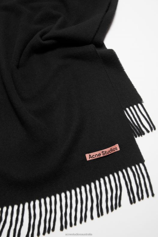 Cashmere fringe scarf - Narrow Black Acne Studios R66LJ518 Accessories