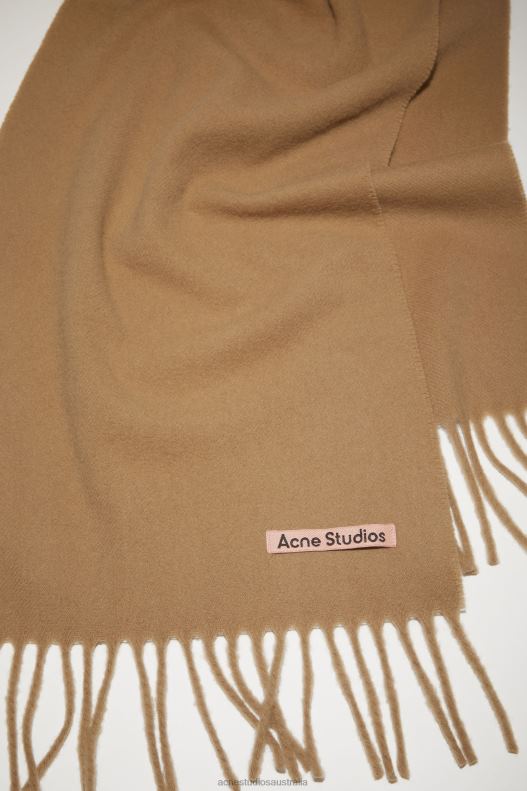 Fringe wool scarf - skinny Dark Camel Acne Studios R66LJ694 Accessories