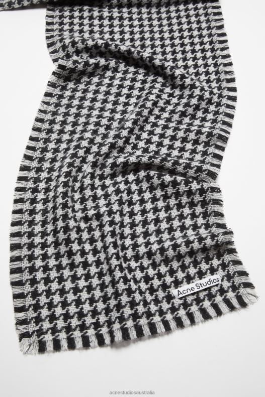 Houndstooth scarf Black/White Acne Studios R66LJ464 Accessories