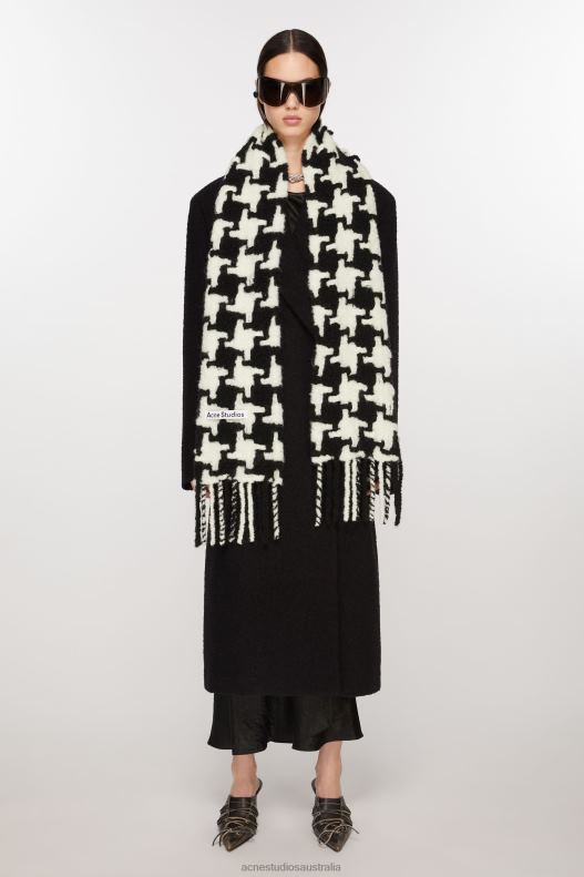 Houndstooth scarf White/Black Acne Studios R66LJ836 Accessories