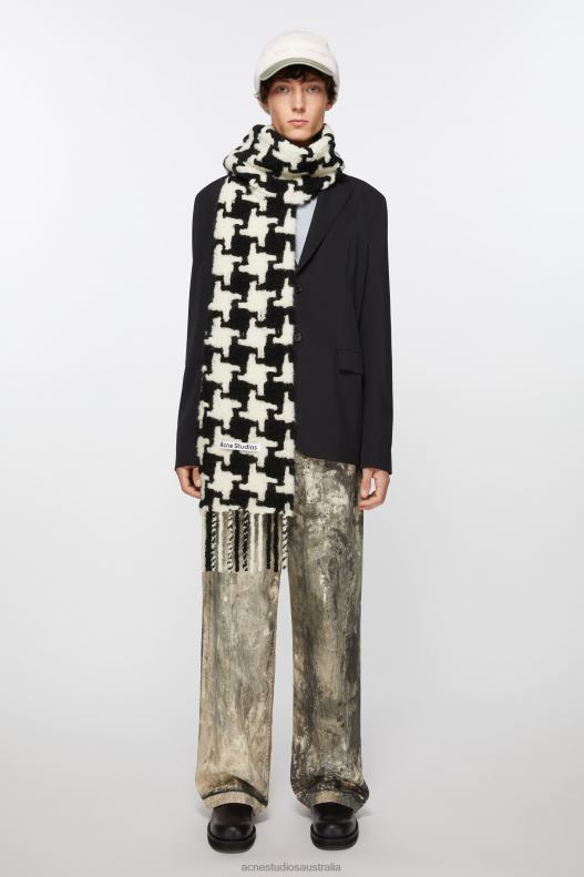 Houndstooth scarf White/Black Acne Studios R66LJ836 Accessories