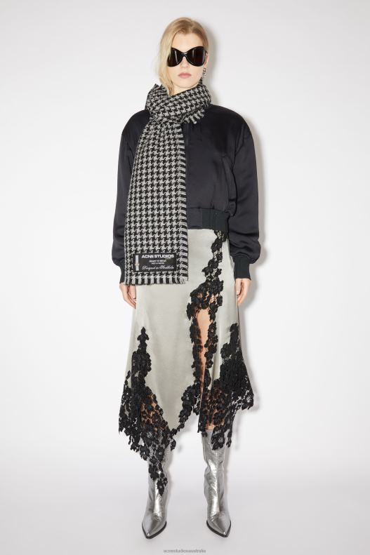 Houndstooth wool scarf White/Black Acne Studios R66LJ825 Accessories