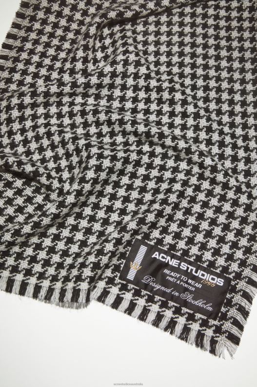 Houndstooth wool scarf White/Black Acne Studios R66LJ825 Accessories