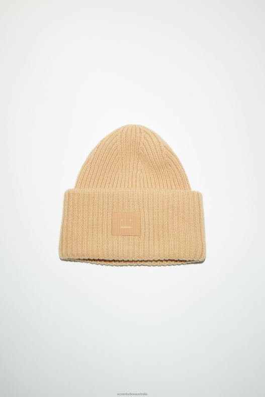 Large face logo beanie Biscuit Beige Acne Studios R66LJ748 Accessories