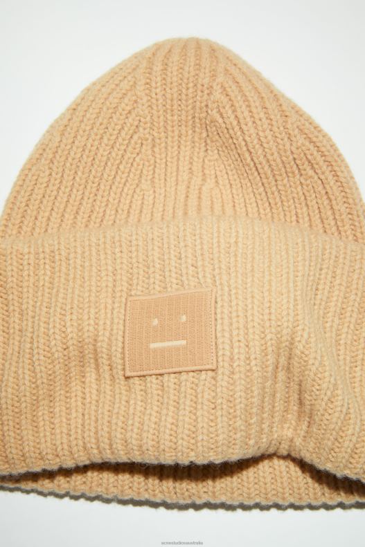 Large face logo beanie Biscuit Beige Acne Studios R66LJ748 Accessories