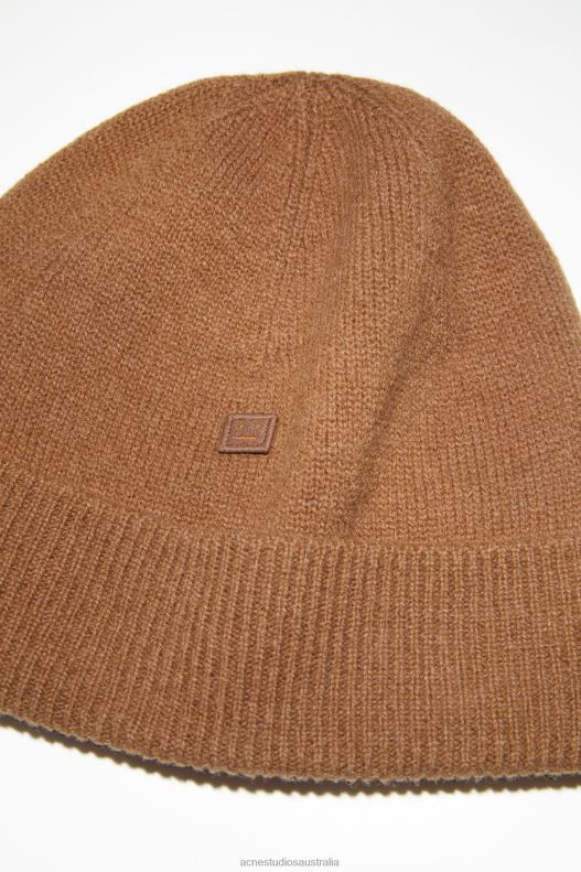 Micro face patch beanie Toffee Brown Acne Studios R66LJ627 Accessories