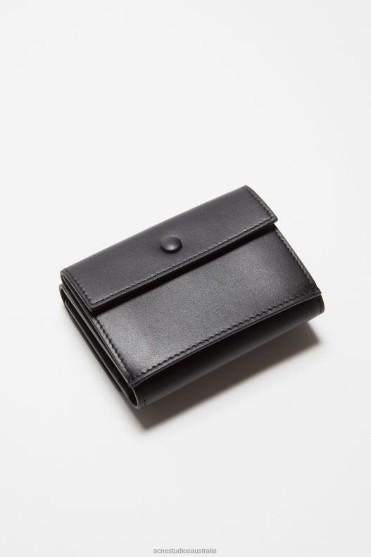 Trifold leather wallet Black Acne Studios R66LJ476 Accessories